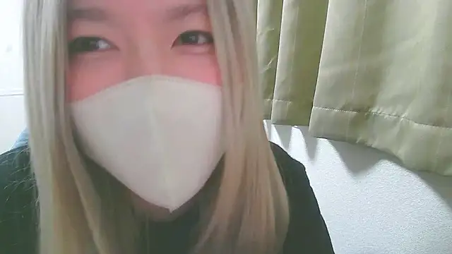 Remi_official live sex cam