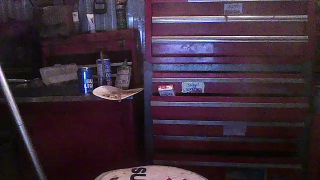 luke_thighwalker2469's cam snapshot