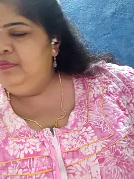 tamilthanushri live sex cam