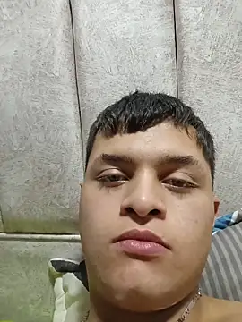 Andres_medi32's cam snapshot