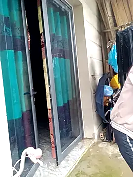 yula-bi's cam snapshot