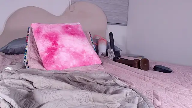 lu_mystic's cam snapshot