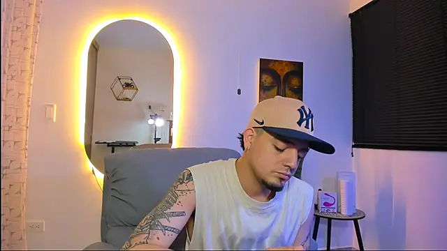 alejandro_calderon1 live sex cam