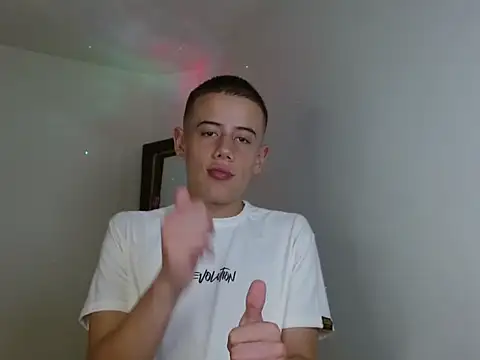 jac0b_x's cam snapshot