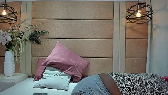 AprilMonroe's cam snapshot