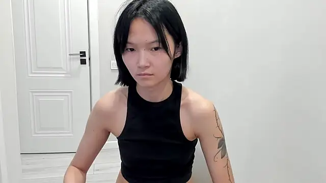 ailey_chao's cam snapshot