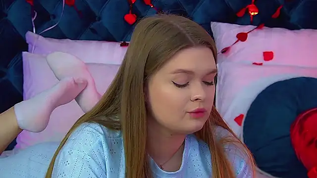 CrystalLyons's cam snapshot