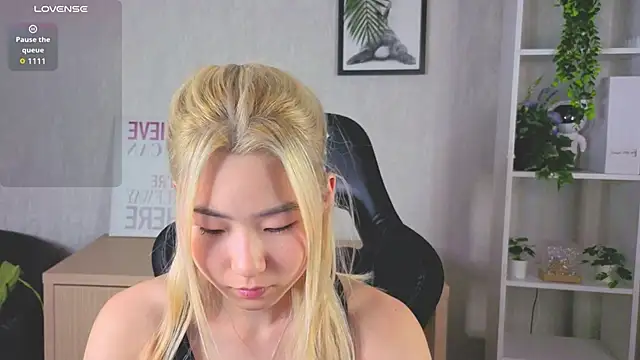 Aisi_18's cam snapshot