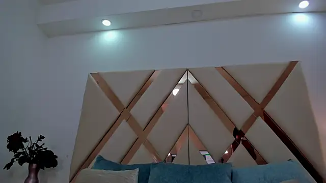 karolebonyy's cam snapshot