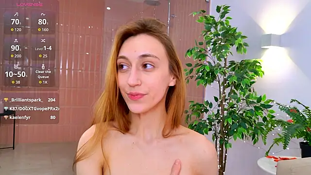 LeyaAtwood's cam snapshot