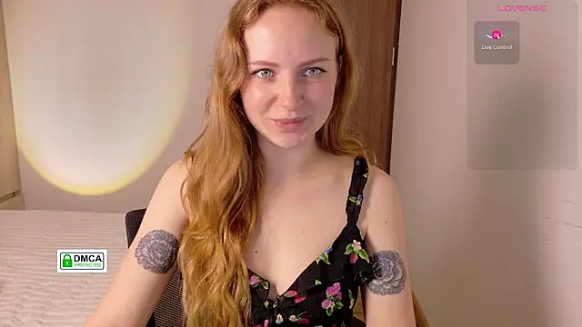 RedFires live sex cam