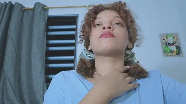 Ada_gales_ live sex cam