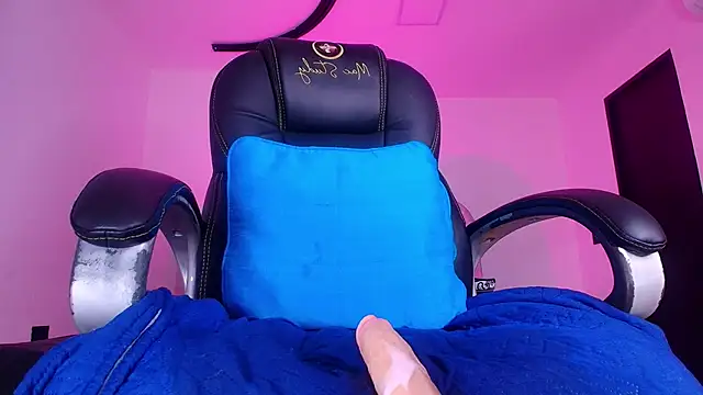 naomi_kyse live sex cam