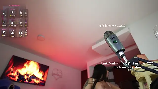 BitchySalome live sex cam