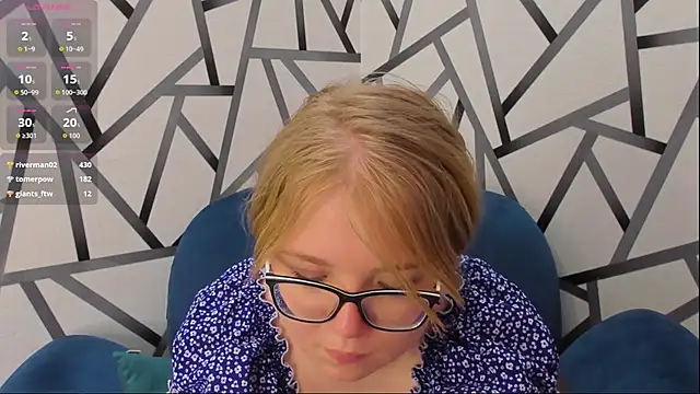 Lauraaa_Smith's cam snapshot