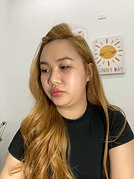 Almira6868 live sex cam