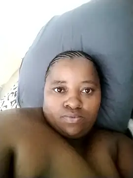 HotBootyBabe90 live sex cam