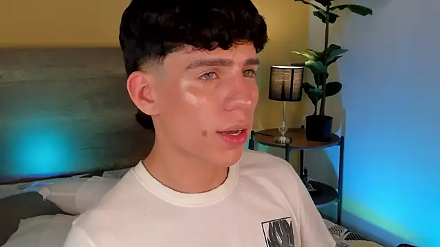 Angel_eros_'s cam snapshot