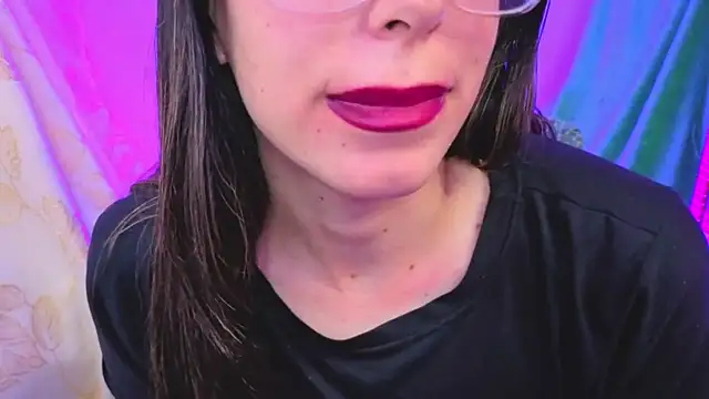 Miranda_sexlove_'s cam snapshot