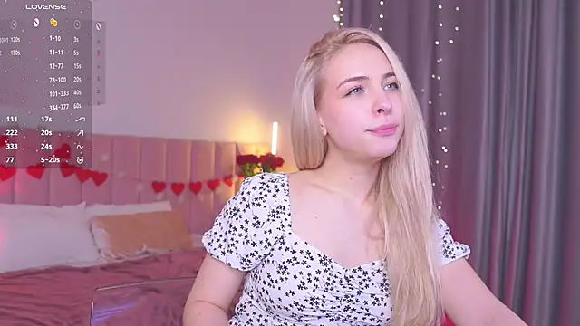 ShinyBarbie live sex cam