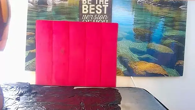 Lisa-001's cam snapshot