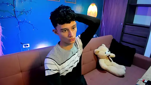 Patrick_Howland_'s cam snapshot