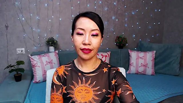 LiaPak's cam snapshot