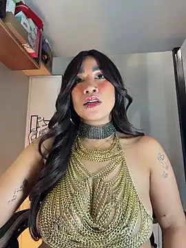 AsianMilfSheryl's cam snapshot