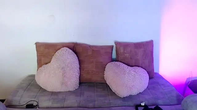 Foxkatty69 live sex cam