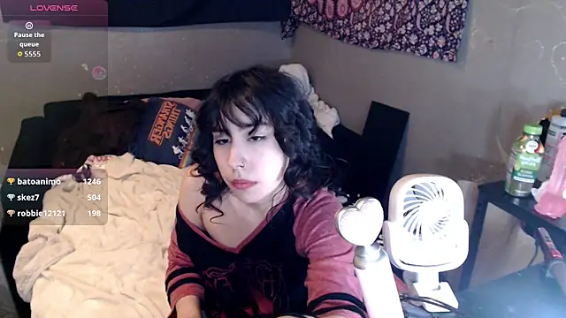 London_Ray's cam snapshot