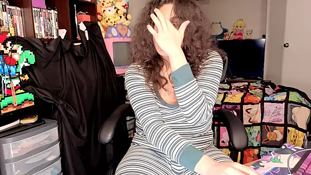 ShinyCherub live sex cam