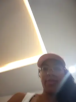 SheenaBrooke live sex cam