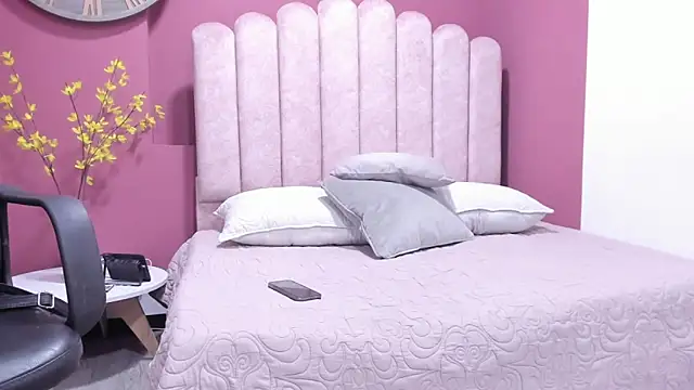 Scarlet-x's cam snapshot