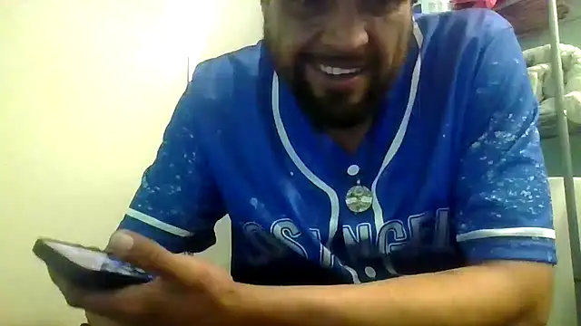 MrDickUdown24_7 live sex cam