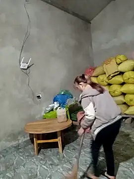 yula-bi's cam snapshot