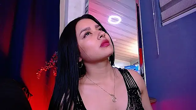 Emilyy05_'s cam snapshot