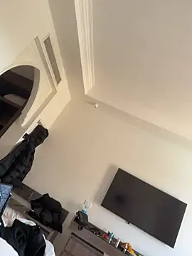 BIGDICK111000 live sex cam