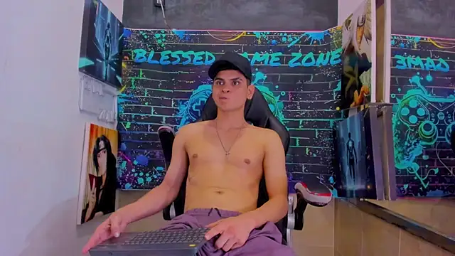 liam_coleman25 live sex cam