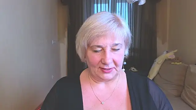 Milana_Milky live sex cam