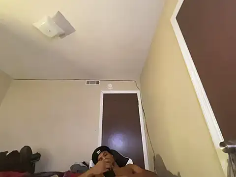 Bigdicktrick227 live sex cam