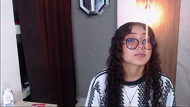 honeymoon_12's cam snapshot