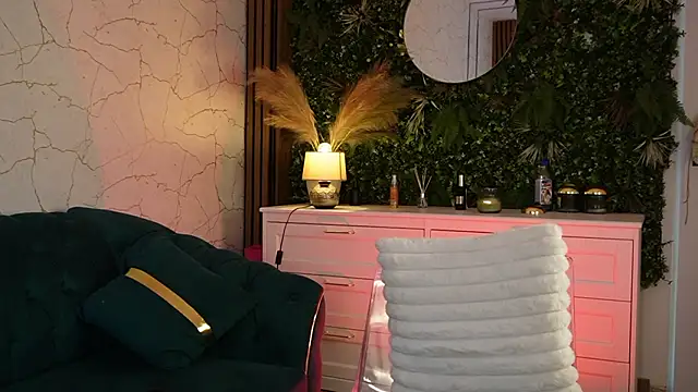 angel_wow_'s cam snapshot