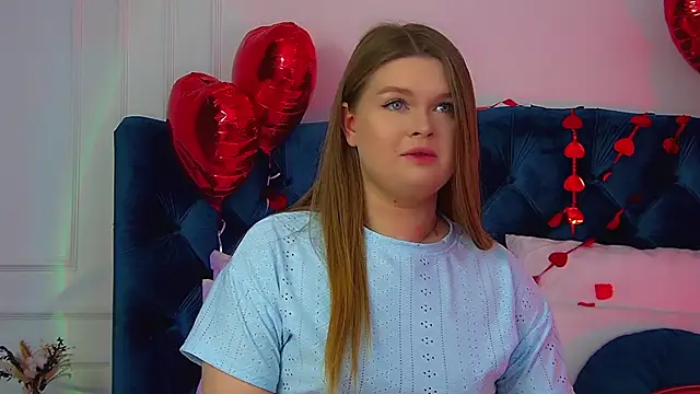 CrystalLyons live sex cam