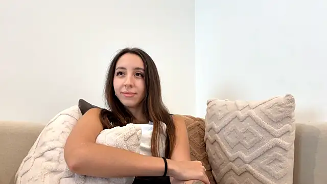 LuellaHalifax's cam snapshot