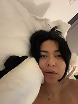 PetitLumiere live sex cam