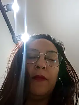 kuramaqueen's cam snapshot