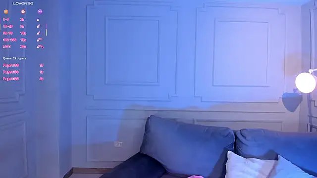 TaraLawrence's cam snapshot