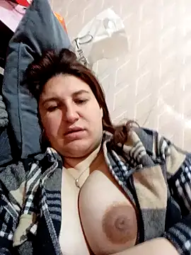 BlackVBarbie live sex cam