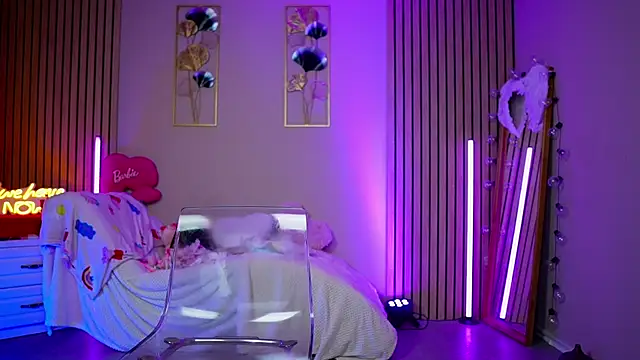 SabrinaJade live sex cam