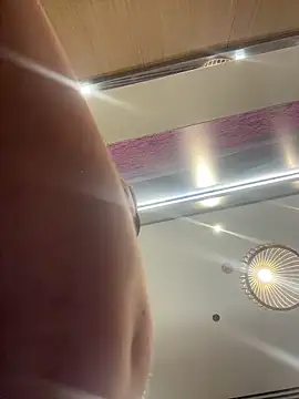 KiraSunshine live sex cam